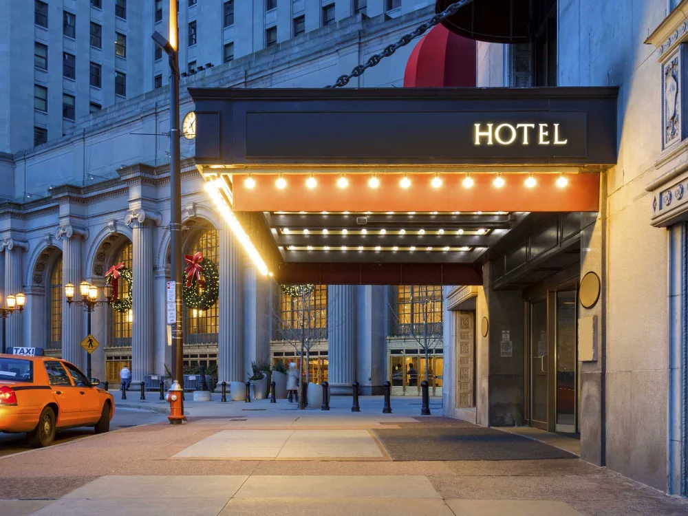 Best Hotel Website Designs WH 1000x750px