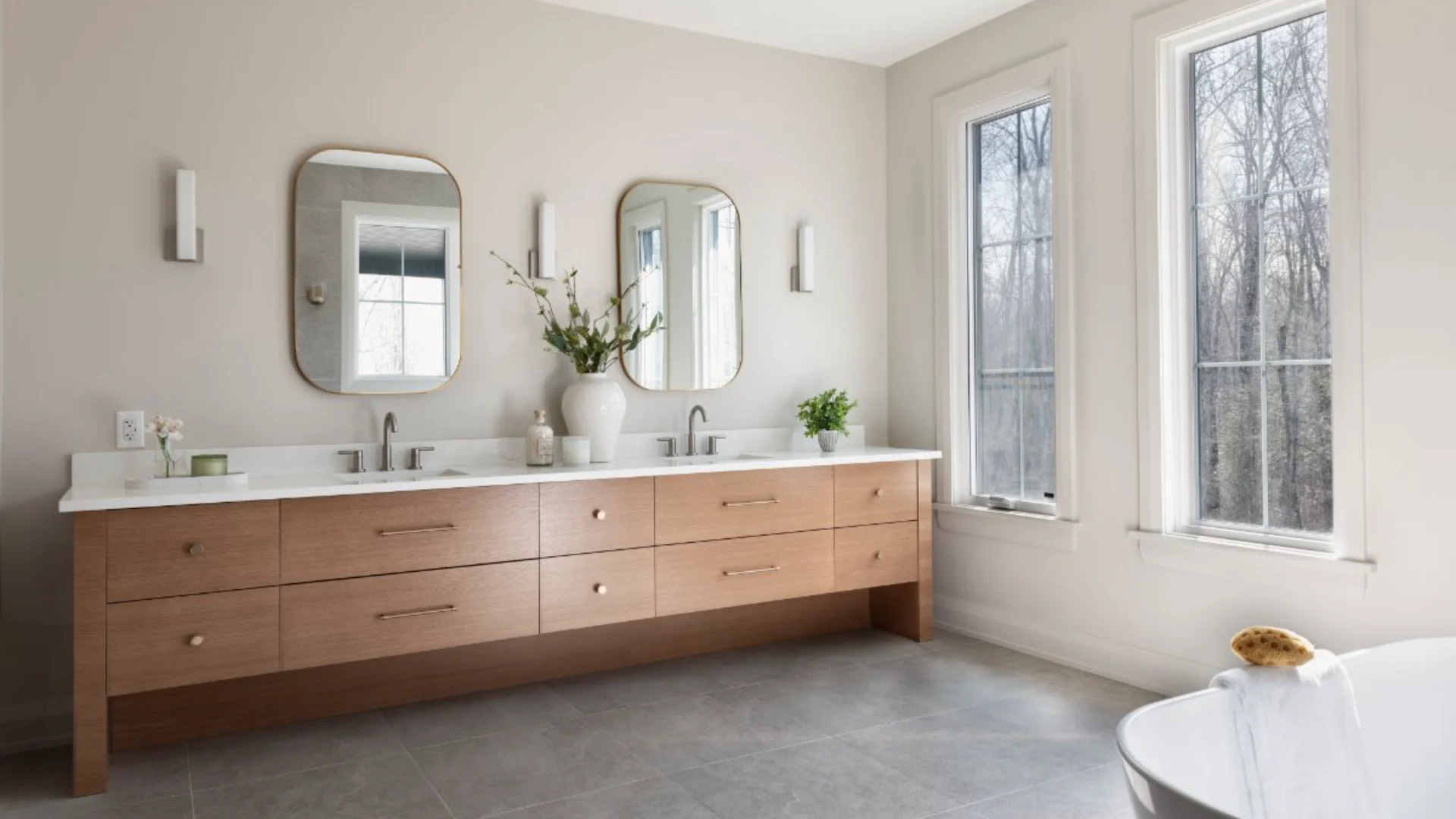 LK202504141947 1 WH 1920x1080px