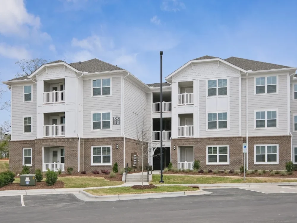 Stone+Glen(1) WH 1000x750px