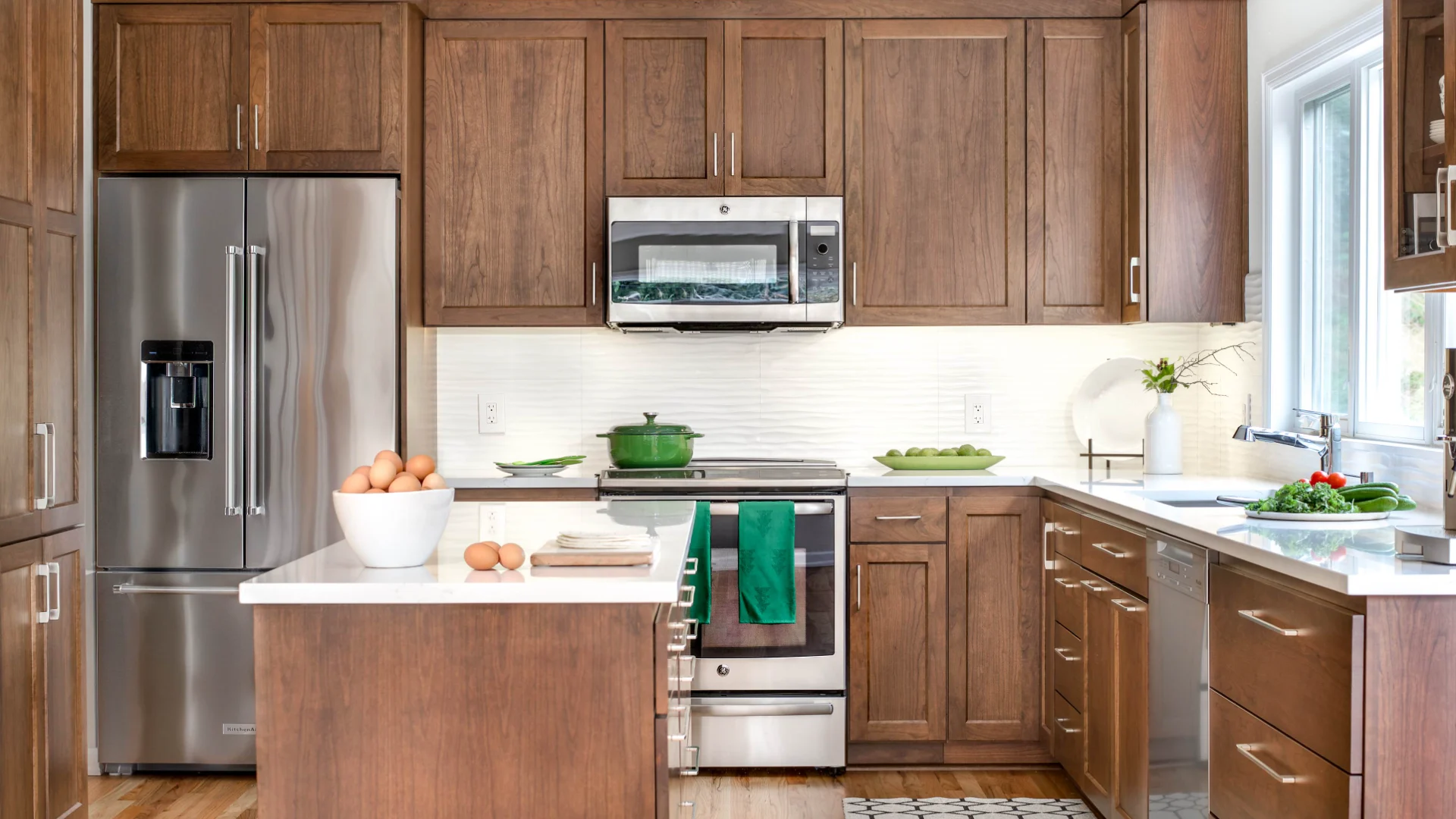 modern custom kitchen remodel lux design builds img~6ed17ff20d15389a 14 9308 1 58408ce WH 1920x1080px